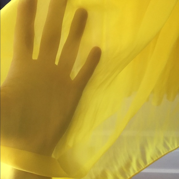 Sheer yellow maxi skirt - Picture 2 of 3